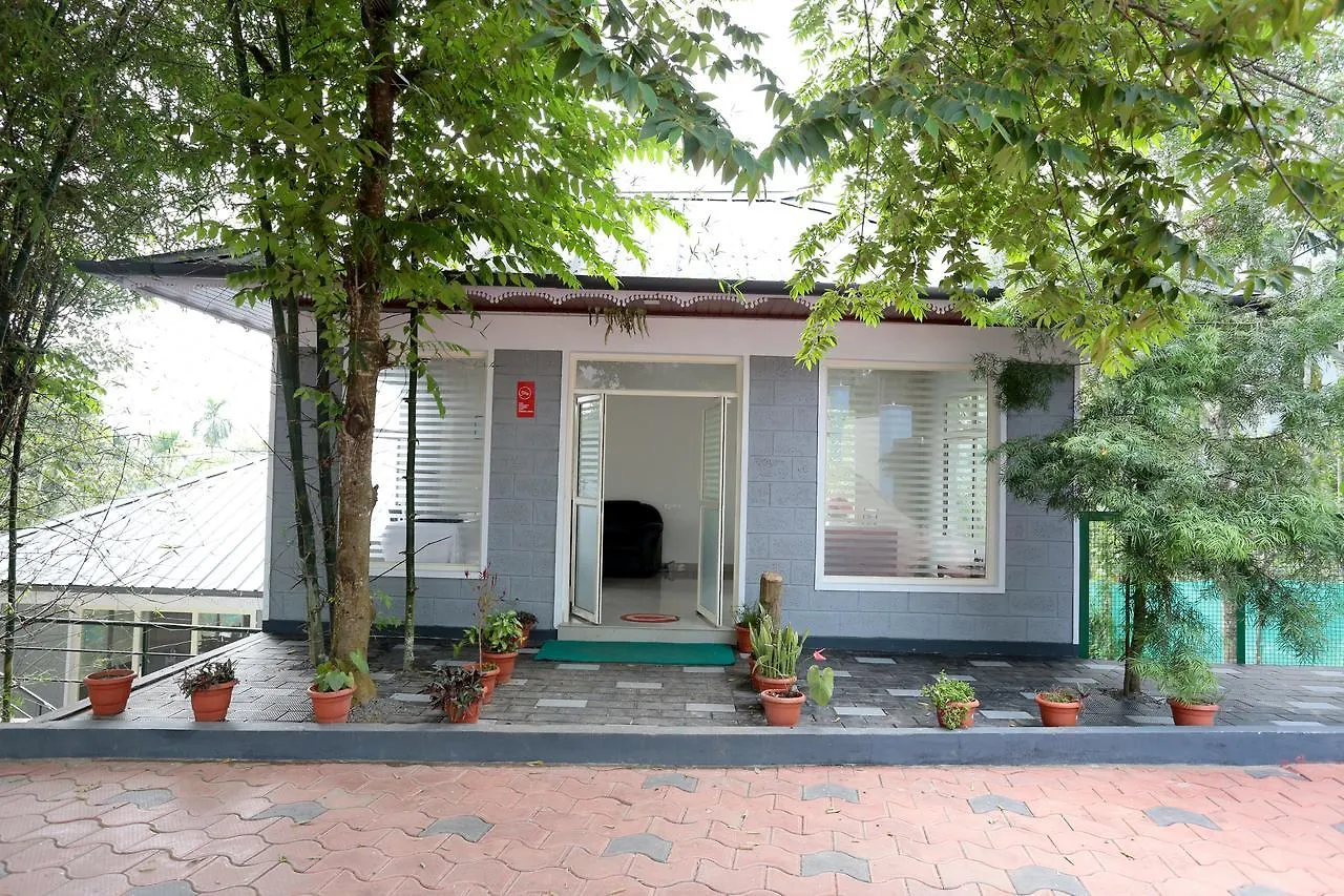 Oyo 10421 La Flora Resorts Ambalavayal